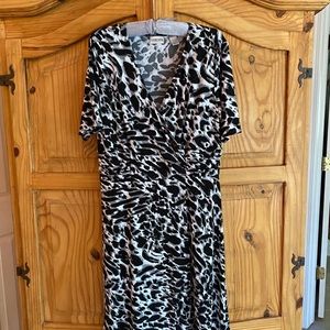 Chico’s faux wrap dress career-wear size 2